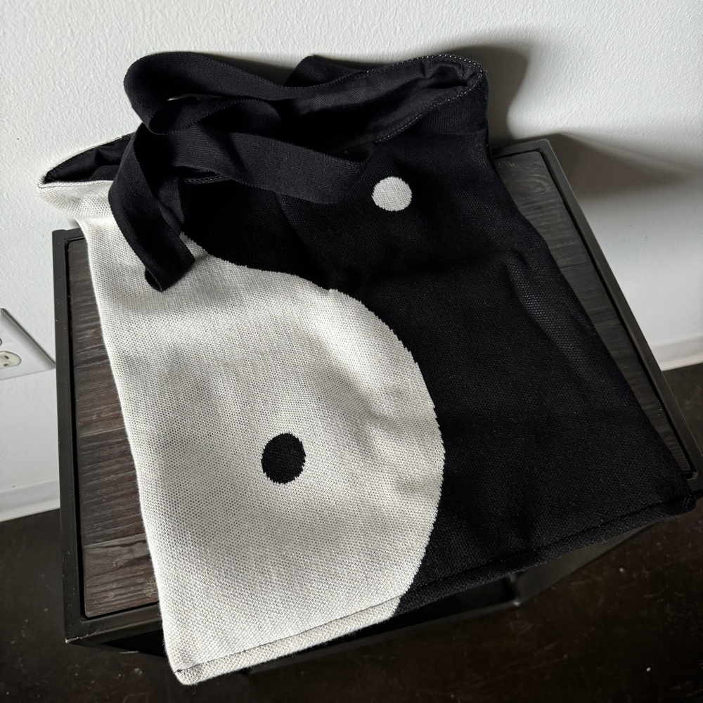 Hansel from Basel Knit Tote